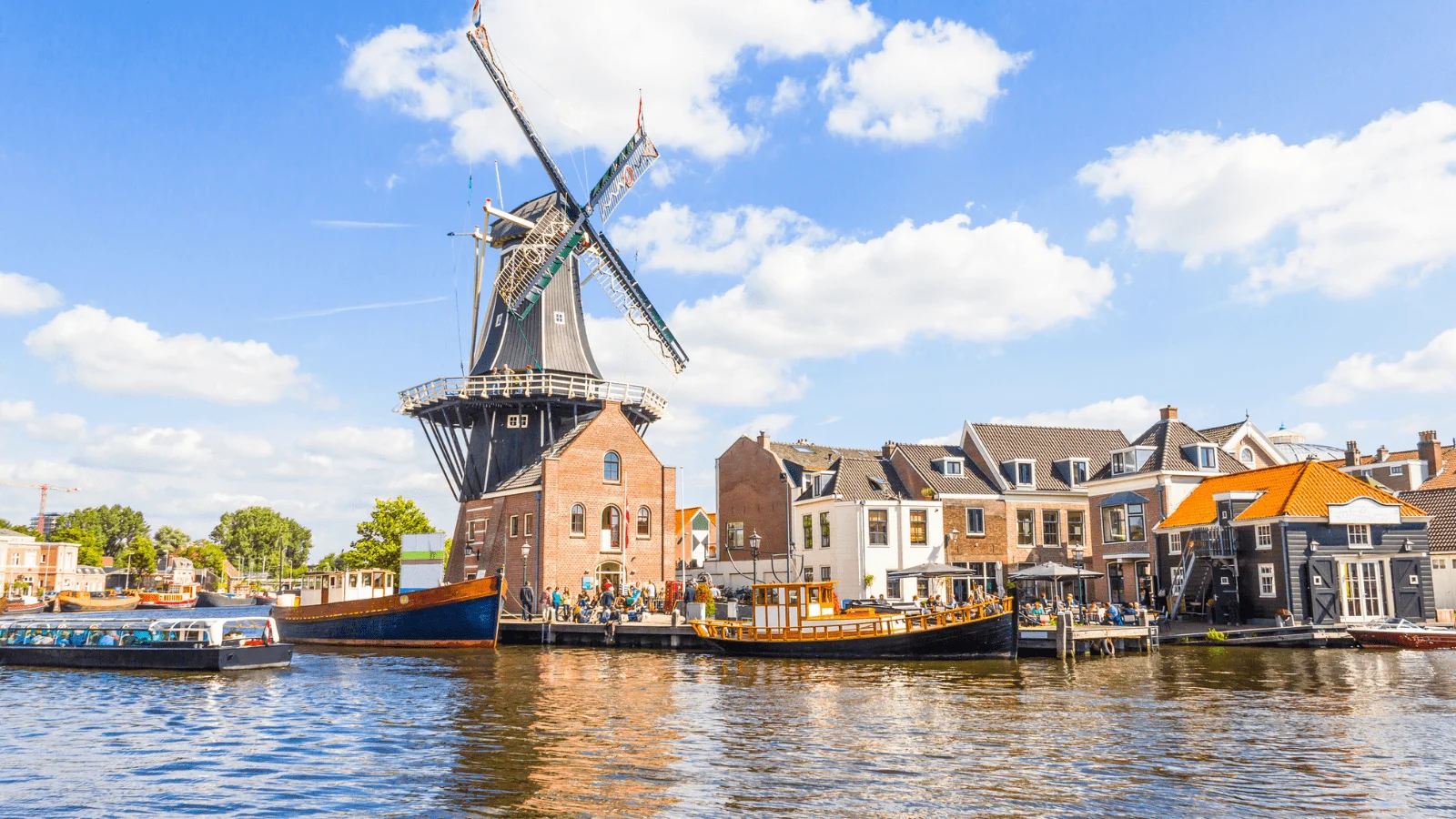 Luxinmo expands to the Netherlands